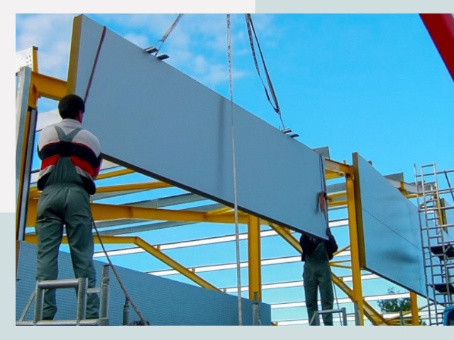 Монтаж сэндвич-панелей в Уссурийске от 619 руб.